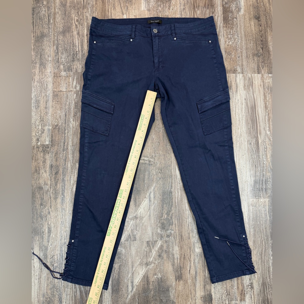 White House Black Market Women’s Size 16 Dark Blue Skinny Pants Lace Ankle - Picture 7 of 10